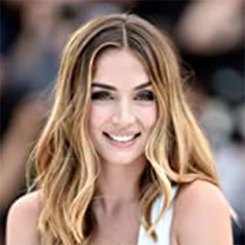 جولیا آرتور